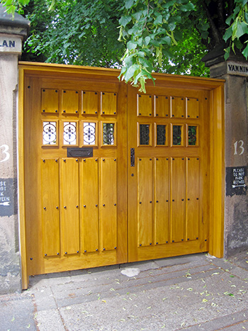bespoke wooden gates